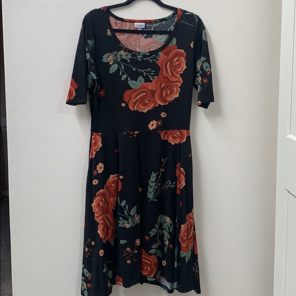 Lularoe Nicole Dress